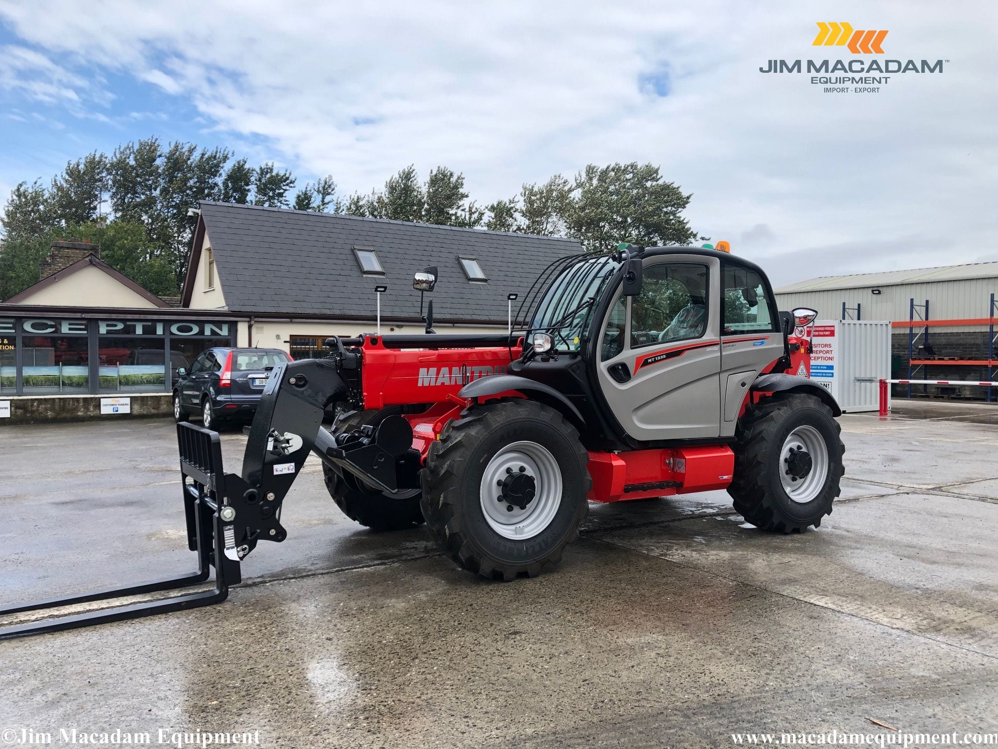 The New Manitou MT1335 Easy T5 has arrived in stock - Macadam